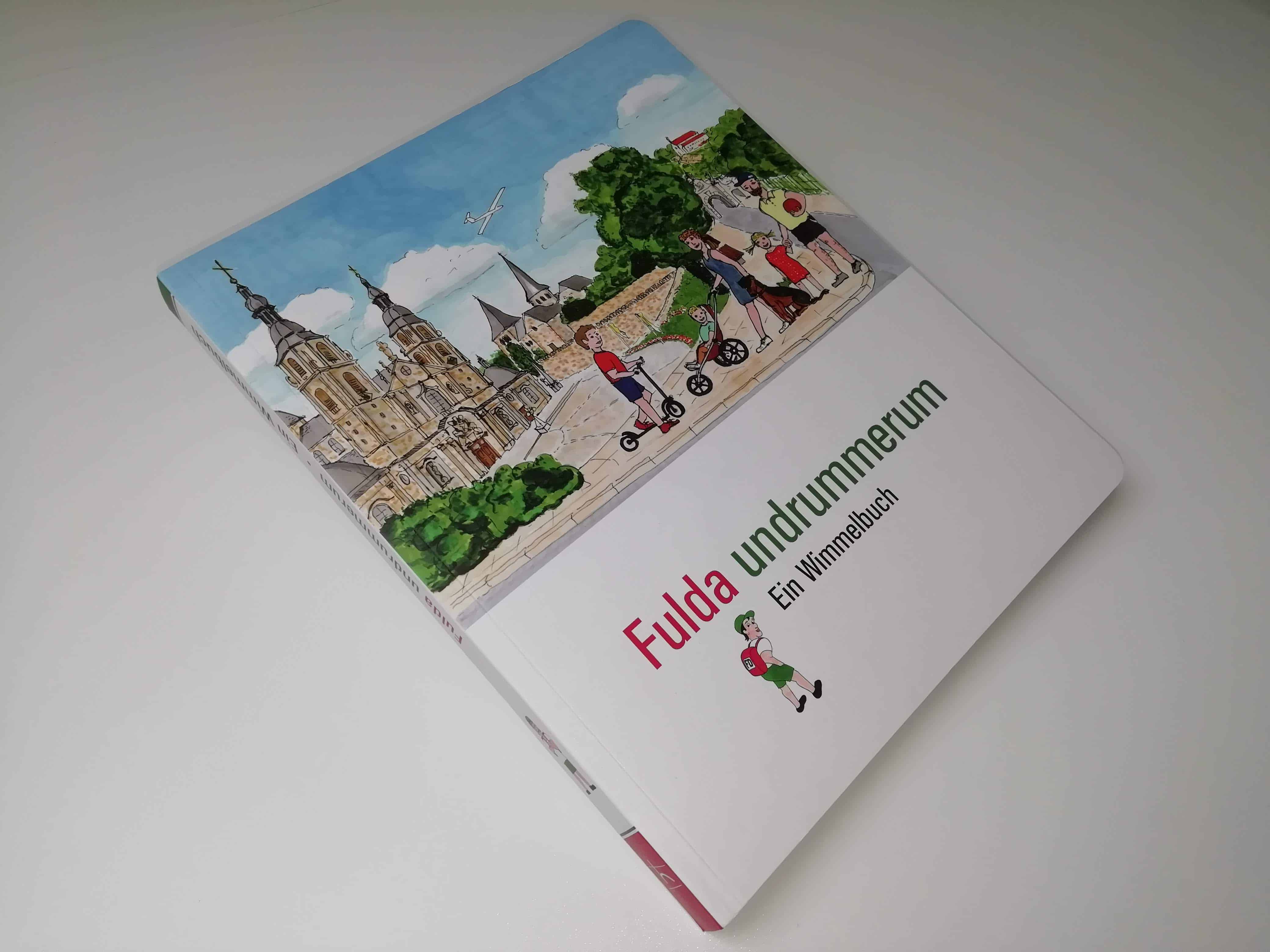 Kinderbuch “Fulda undrummerum” ein Wimmelbuch nicht nur für Kinder